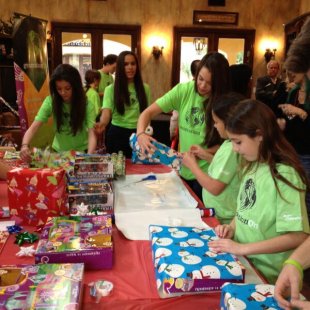 Generation On, Hasbro gift wrapping